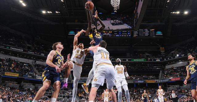 开云下载-西亚卡姆21+8+6抛投准绝杀 步行者主场险胜凯尔特人