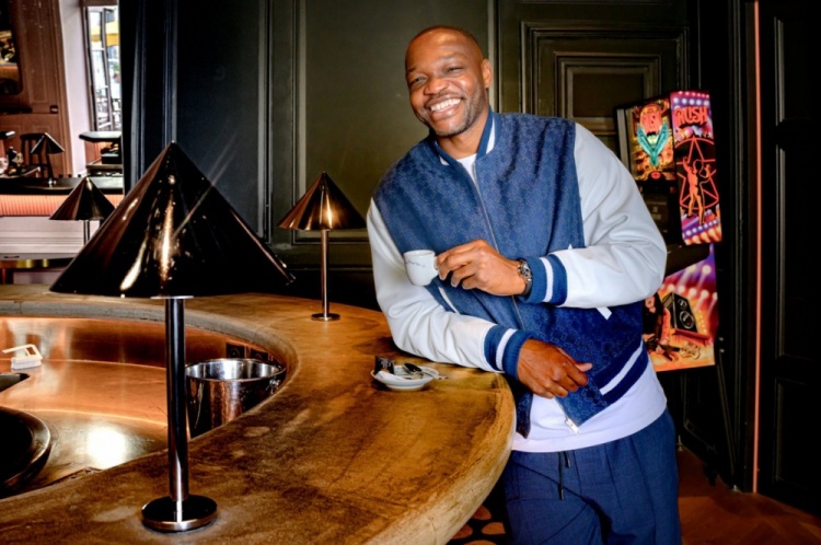 40岁曼丹达：我与马赛是天作之合，丢掉法国队首发门将让我很失落